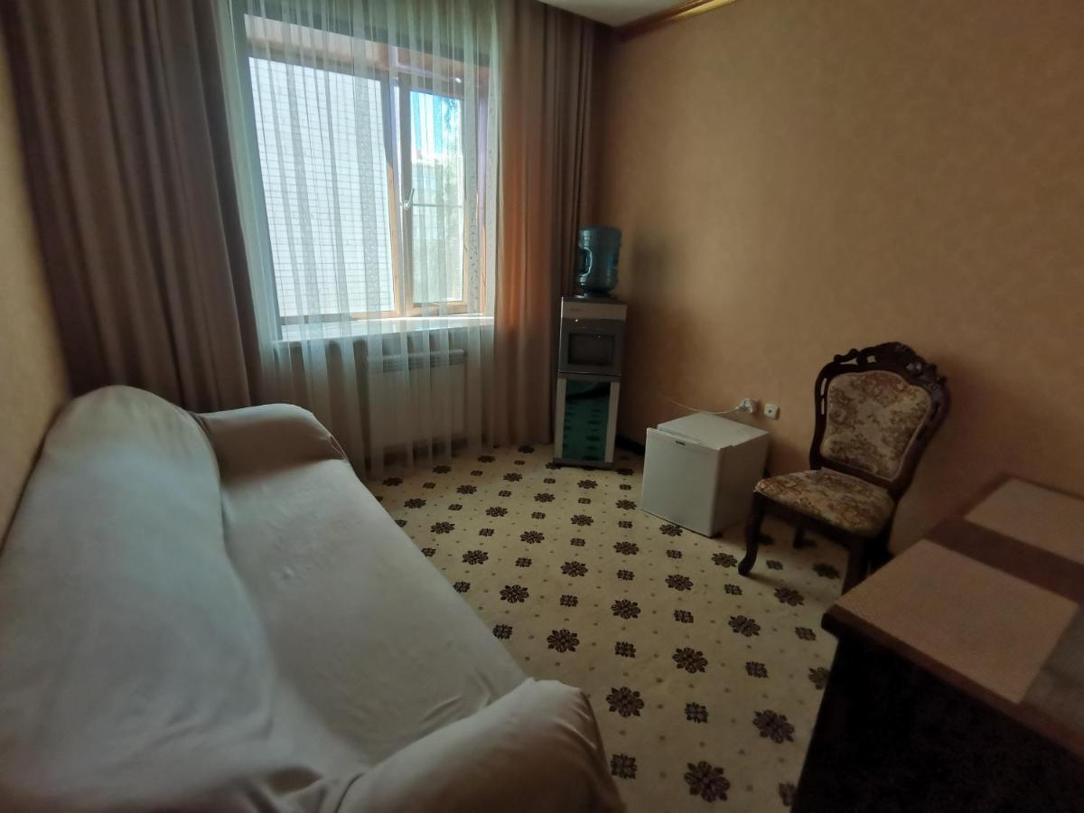 Altyn Adam Hotel بتروبافلوفسك المظهر الخارجي الصورة