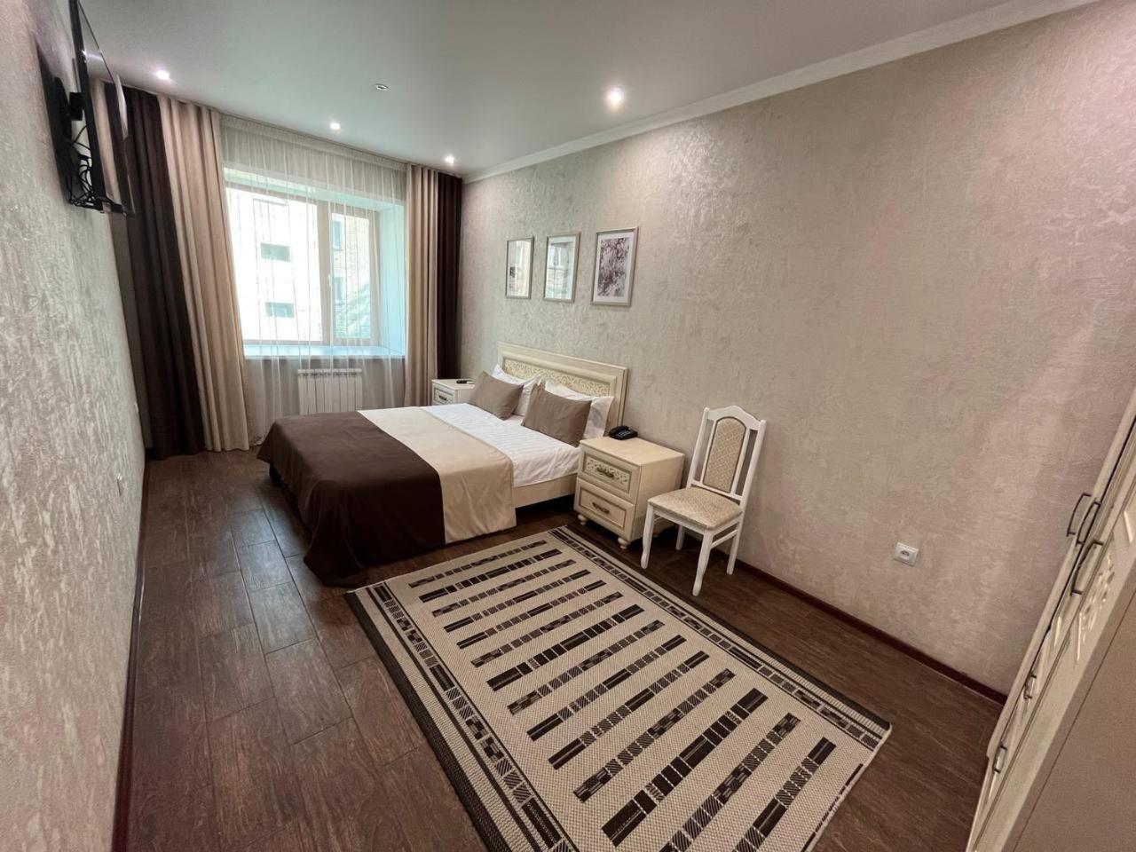 Altyn Adam Hotel بتروبافلوفسك المظهر الخارجي الصورة