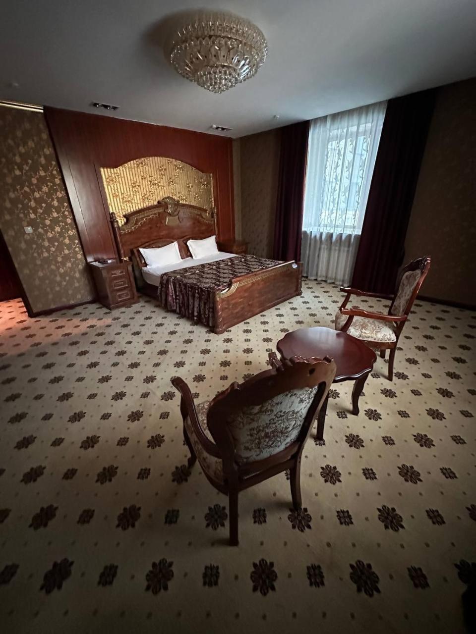 Altyn Adam Hotel بتروبافلوفسك المظهر الخارجي الصورة